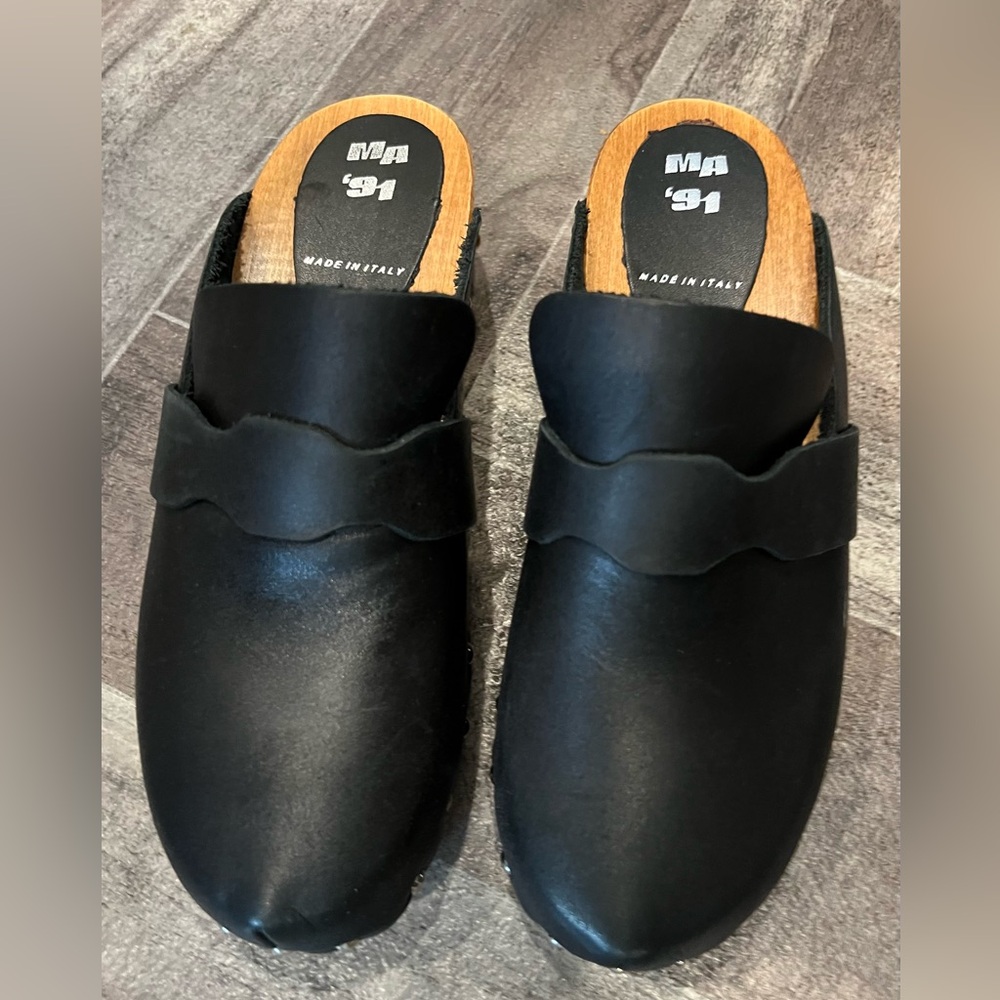 MA ’91 Black Leather Clog Made In Italy Size 9